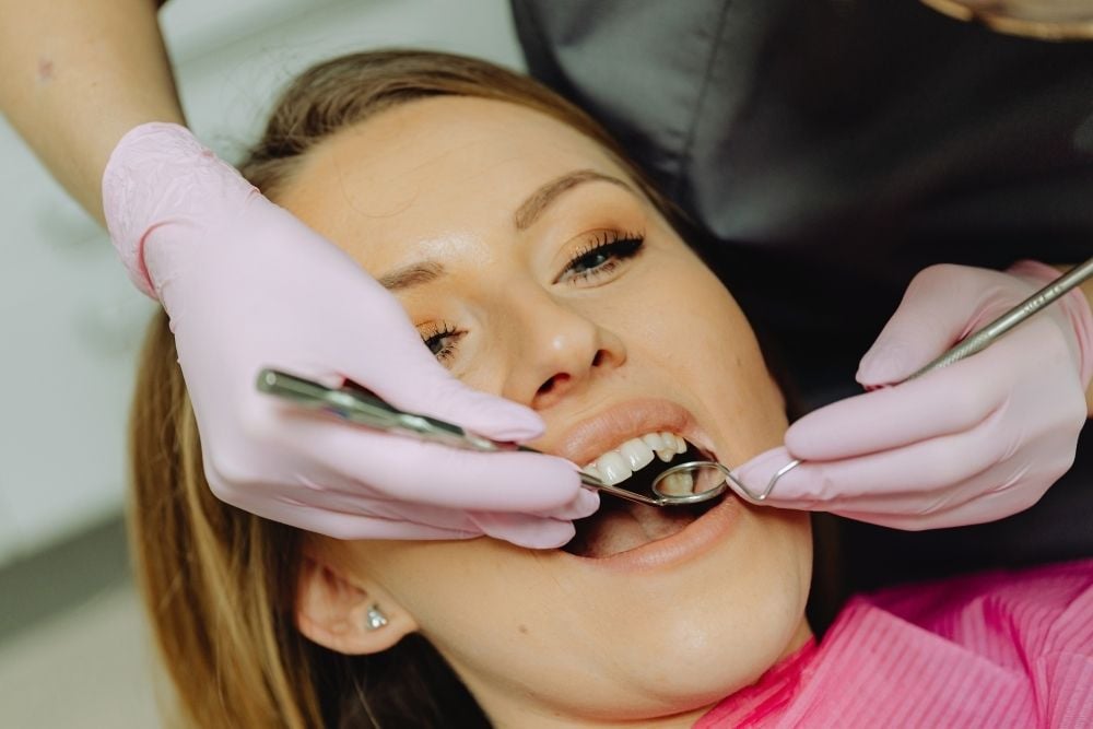¿Es malo hacerse la limpieza dental?